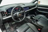 Certified 2025 Porsche Cayenne image 4