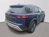 New 2025 Nissan Pathfinder SL w/ SL Premium Package image 4