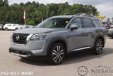 New 2025 Nissan Pathfinder Platinum image 3