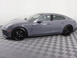 Used 2025 Porsche Panamera image 2