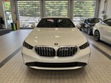 Used 2025 BMW i5 xDrive40 w/ Premium Package image 2