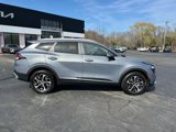 Used 2023 Kia Sportage EX image 2