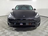 Used 2022 Tesla Model Y Long Range image 2
