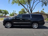 Used 2019 Cadillac Escalade ESV Luxury image 3