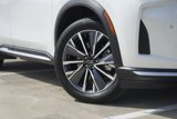 New 2026 INFINITI QX60 Luxe image 2