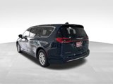 New 2025 Chrysler Pacifica Select image 4