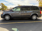 Used 2016 Chrysler Town & Country Touring image 6
