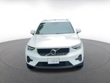 Used 2024 Volvo XC40 B5 Core image 4