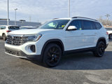 New 2025 Volkswagen Atlas SE image 2