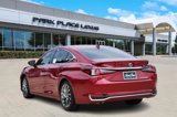 New 2025 Lexus ES 300h Ultra Luxury image 4
