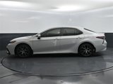 Used 2023 Toyota Camry SE image 5