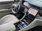 Used 2022 Jeep Grand Cherokee Overland image 3