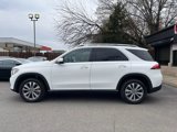 Used 2022 Mercedes-Benz GLE 350 4MATIC w/ Premium Package image 3