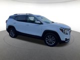 Used 2024 GMC Terrain SLT image 2