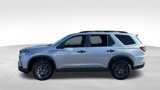 Certified 2025 Honda Pilot TrailSport image 4
