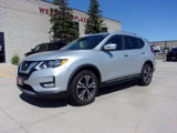 Used 2018 Nissan Rogue SL image 2