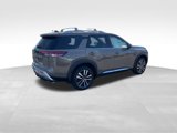 New 2025 Nissan Pathfinder Platinum image 4