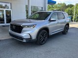 New 2025 Honda Pilot Touring image 2