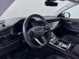 Used 2023 Audi Q8 Prestige image 4