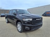 New 2025 RAM 1500 4x4 Crew Cab image 3