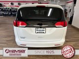 Used 2022 Chrysler Voyager LX image 4