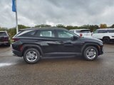 Certified 2025 Hyundai Tucson SE image 3