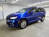 Used 2021 Chrysler Pacifica Touring-L image 4