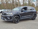Certified 2024 Volkswagen Taos SE w/ Panoramic Sunroof Package image 5