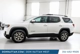 Used 2023 GMC Acadia SLT image 2