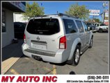 Used 2011 Nissan Pathfinder LE w/ Navigation Pkg image 4