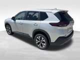 Used 2023 Nissan Rogue SV image 3