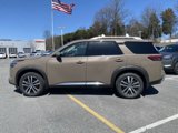 New 2025 Nissan Pathfinder Platinum w/ Cargo Package image 4