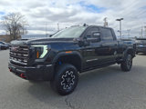 Used 2025 GMC Sierra 2500 AT4X image 3