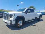 Used 2025 GMC Sierra 3500 Denali w/ Denali Reserve Package image 3