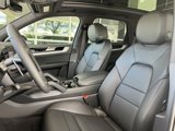 New 2025 Porsche Cayenne image 5