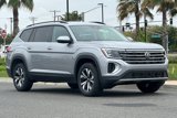 New 2025 Volkswagen Atlas SE image 2
