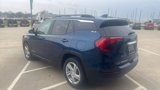 Used 2020 GMC Terrain SLE w/ Driver Convenience Package image 6