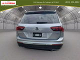 Used 2021 Volkswagen Tiguan SE image 4