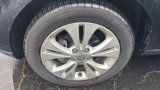Used 2016 Kia Soul + image 5