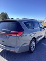 Used 2023 Chrysler Pacifica Limited image 5