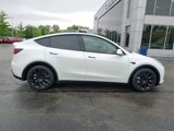 Used 2022 Tesla Model Y Long Range image 2