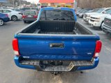 Used 2017 Toyota Tacoma 4x4 Double Cab image 5