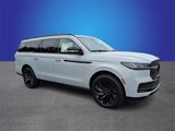 New 2025 Lincoln Navigator L Reserve image 2