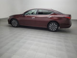 Used 2023 Nissan Altima 2.5 SV image 3