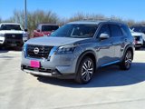 New 2025 Nissan Pathfinder Platinum image 2