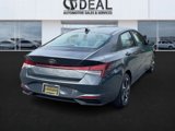 Used 2023 Hyundai Elantra SEL w/ Convenience Package image 5