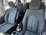 Used 2022 Chrysler Voyager LX image 2
