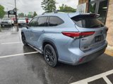 Used 2021 Toyota Highlander XLE image 3