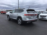 Used 2024 Volkswagen Atlas SE w/ Panoramic Sunroof Package image 5