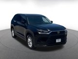 Used 2024 Toyota Grand Highlander XLE image 3